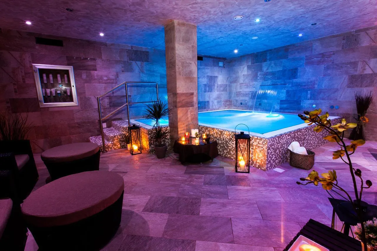 Hotel Costazzurra Museum & Spa San Leone
